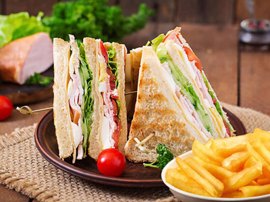 Serres Delivery Mamma`s Pizza Club sandwich Γαλοπούλα