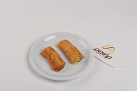 Serres Delivery Μπουγάτσα Ρεκόρ Σπιτικό μπαστούνι με πράσσο