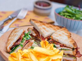 Serres Delivery Mamma`s Pizza Club sandwich Κοτόπουλο